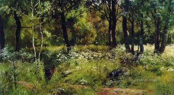 風景 Painting - 森林の空き地の古典的な風景イワン・イワノビッチの木々